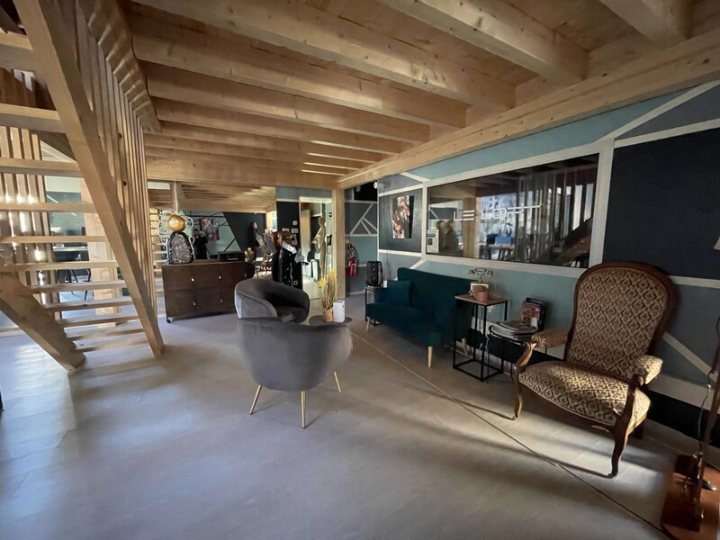 Miniature de la photo 2