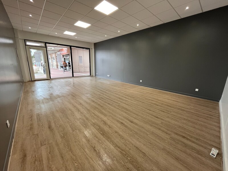 Miniature de la photo 0