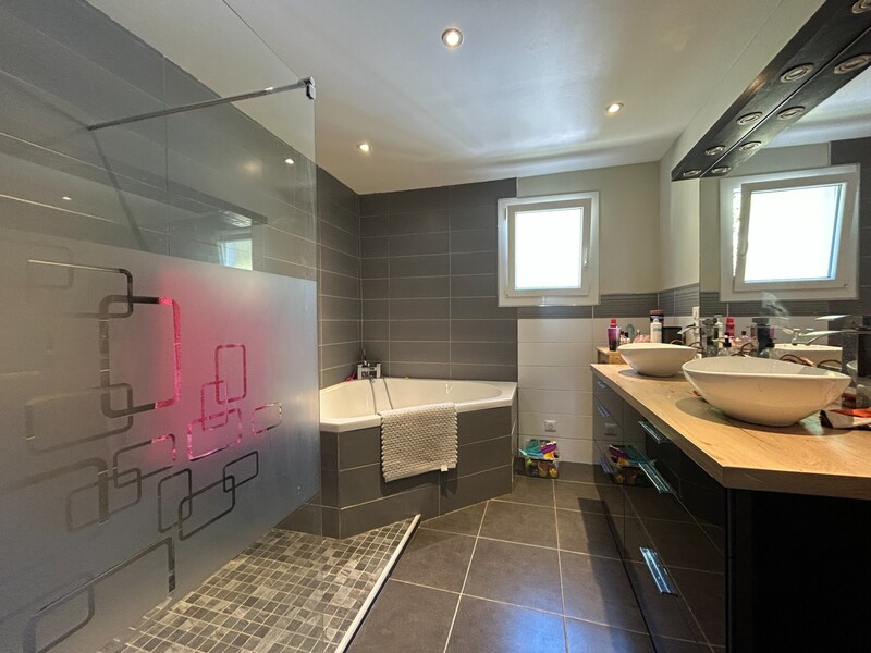 Miniature de la photo 10